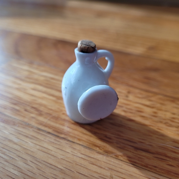 Vintage Buttonhole Pottery Cheerio Mini Jug - Picture 2 of 4